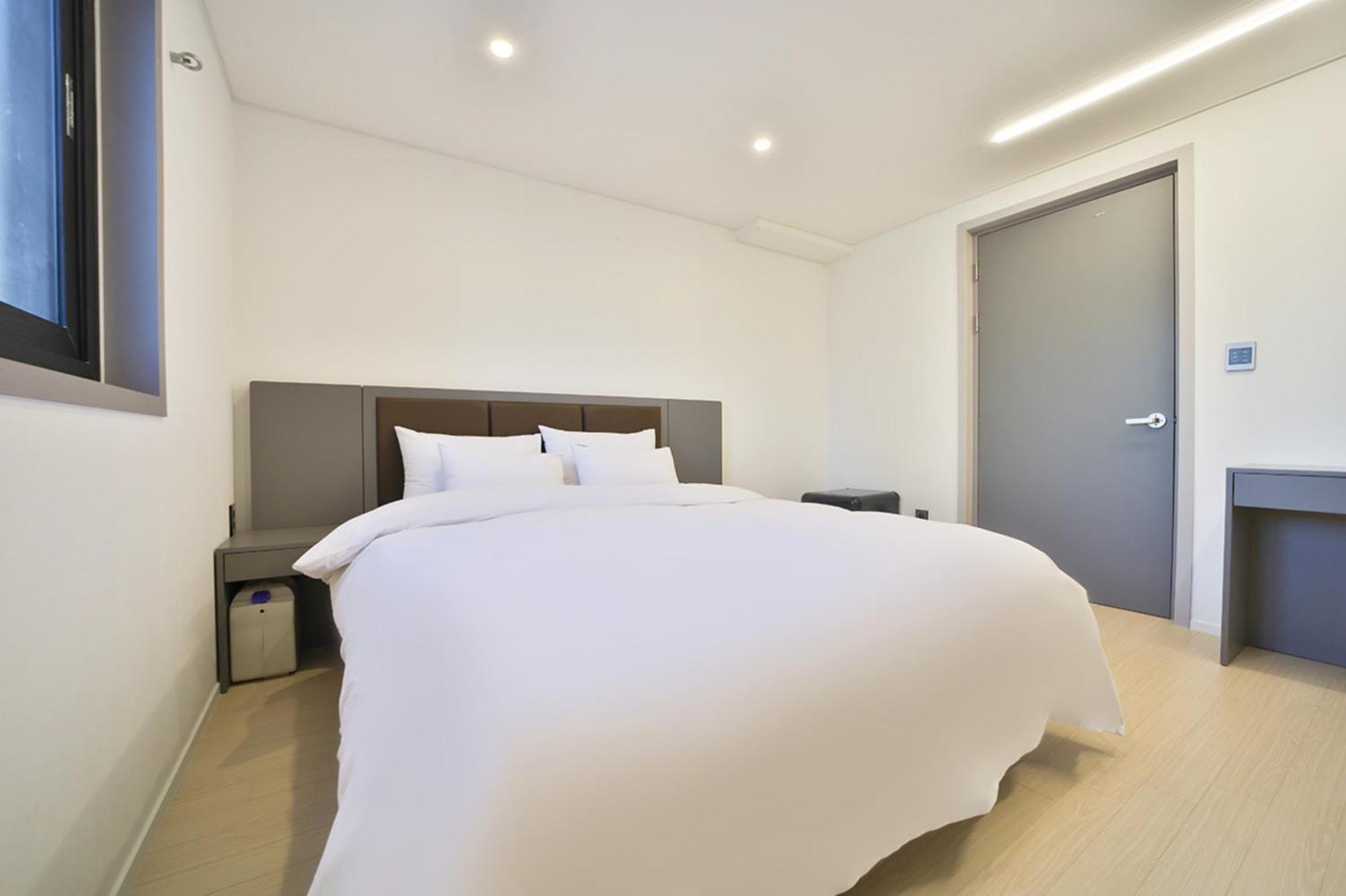 Green B Hotel Busan Seomyeon Экстерьер фото