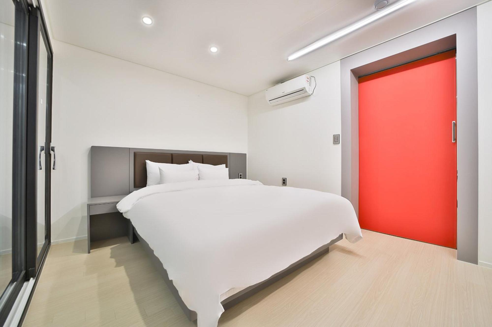 Green B Hotel Busan Seomyeon Экстерьер фото